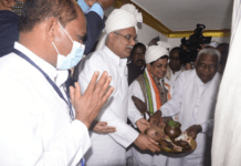 रायपुर : मुख्यमंत्री भूपेश बघेल ने किये मोतिमपुर अमरटापू धाम के दर्शन…