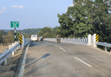 बलौदाबाजार : बंगलापाली – महराजी मार्ग में जोक नदी में उच्चस्तरीय पुल से आवागमन हुआ आसान : पुल रास्ते को ही नही रिश्ते को भी है जोड़ते…