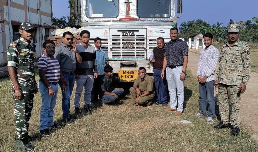 राजनांदगांव : कलेक्टर के निर्देश पर अवैध धान परिवहन पर जिले में कड़ी कार्रवाई…