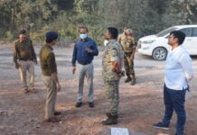 राजनांदगांव : कलेक्टर एवं पुलिस अधीक्षक ने साल्हेवारा चेकपोस्ट का किया औचक निरीक्षण…