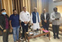 रायपुर : इस्पात क्षेत्र के सार्वजनिक उपक्रमों के निजीकरण को रोकने प्रतिनिधि मंडल ने मुख्यमंत्री भूपेश बघेल से की मुलाकात…