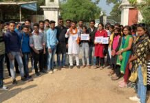 राजनांदगांव : एनएसयूआई ने किया कैंपस चलो अभियान का पोस्टर का विमोचन…