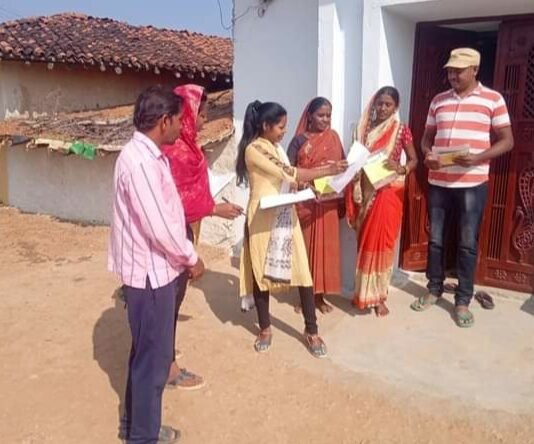 राजनांदगांव : दिव्यांग सुश्री ठगन ने हौसले और जीवटता से बदली अपनी तकदीर…