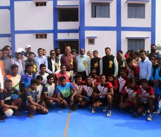 राजनांदगांव : ग्रामीण अंचलों में युवा उत्सव के आयोजन से युवा पीढ़ी को मिल रही दिशा – अध्यक्ष अन्य पिछड़ा वर्ग विकास प्राधिकरण एवं डोंगरगांव विधायक दलेश्वर साहू…