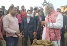 राजनांदगांव : मुख्यमंत्री धान उपार्जन केन्द्र जालबांधा में पहुंचे किसानों के बीच…