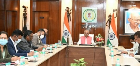 रायपुर : गोधन न्याय योजना के तहत गोबर विक्रेता पशुपालकों को हो चुका है 116.63 करोड़ रूपए का भुगतान…