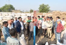 राजनांदगांव : धान उठाव का महाअभियान : जिले में अब तक 12 लाख क्विंटल धान खरीदी…