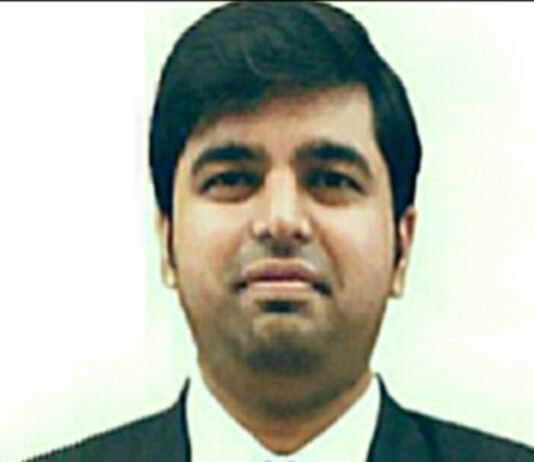 राजनांदगांव : ठेका वार्ड में लचर सफाई व्यवस्था पर सफाई ठेकेदार को आयुक्त ने थमाई नोटिस…