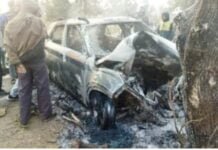 VISION TIMES : कार पेड़ से टकराई, तीन की जलकर मौत…