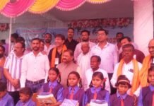 मोहला : गोटाटोला में आयोजित हुआ जिला स्तरीय शाला प्रवेश उत्सव, सांसद हुए शामिल…