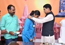 रायपुर : छत्तीसगढ़ की बेटियों ने राज्य और देश का मान बढ़ाया- खेल मंत्री श्री टंकराम वर्मा…