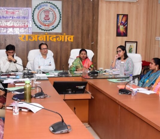 राजनांदगांव : कलेक्टर ने डोंगरगांव विकास योजना प्रारूप 2031 के संबंध में विकास योजना समिति की ली बैठक…