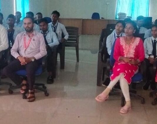 दुर्ग : सन प्राइवेट आईटीआई में कारगिल विजय दिवस कार्यक्रम में देशभक्ति और राष्ट्र प्रेम की भावना का संचार…