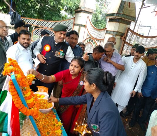 राजनांदगांव : कारगिल युद्ध में भारत की विजय के कर्णधार सैन्य सेना की वीरता को राष्ट्रीय सेवा योजना के स्वयं सेवकों ने किया नमन…