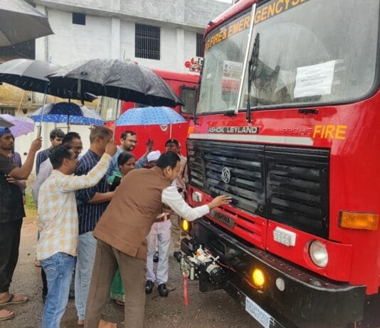 राजनांदगांव : केसीजी को अग्निशमन गाड़ी की सौगात…