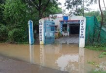 राजनांदगांव: चिखली पुलिस चौकी परिसर में बरसात का पानी भरा, परेशानी…
