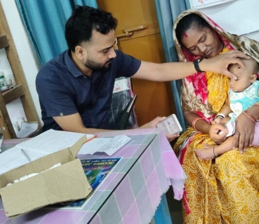 बच्चों को चॉकलेट बांटने वाले डॉ. मुकेश साहू ने लाये मेडिकल कॉलेज अस्पताल में कई केश…