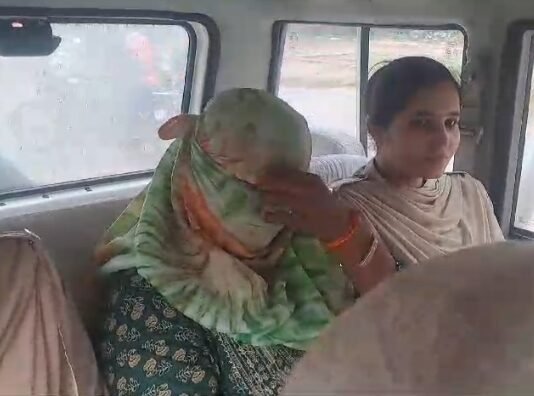 राजनांदगांव : 2 करोड 16 लाख रूपये का कूटरचित दस्तावेज तैयार कर प्रशासन को गुमराह करने वाली फरार आरोपी को किया गिरफ्तार…