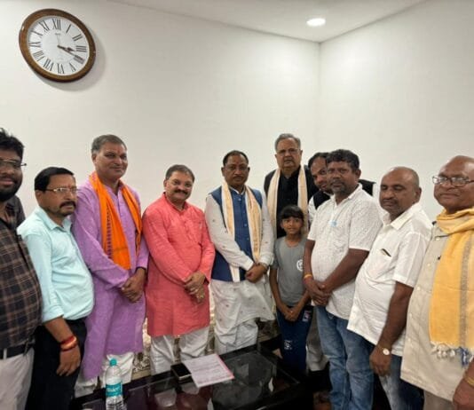 राजनांदगांव: जिला यादव समाज ने मुख्यमंत्री से सौजन्य भेंट मुलाकात की, मुख्यमंत्री ने समाज का नेवता स्वीकार किया…