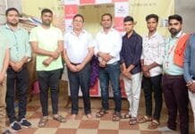 राजनांदगांव: छात्र युवा मंच का 98 रक्तदान शिविर जिला ग्रंथालय स्टेट स्कूल में…