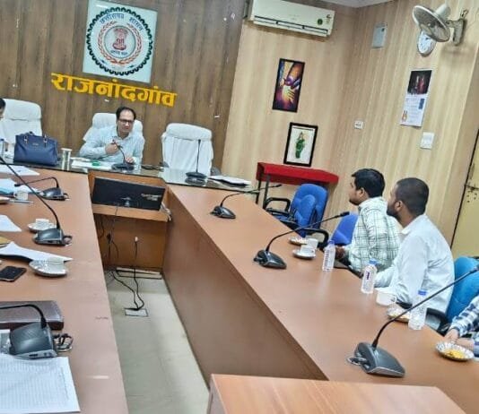 राजनांदगांव : कलेक्टर ने ली जल जीवन मिशन अंतर्गत कान्ट्रेक्टर्स की बैठक…