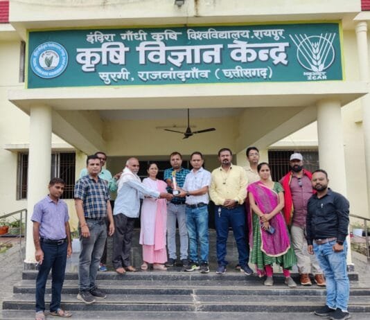 राजनांदगांव : कृषि विज्ञान केन्द्रों की स्वर्ण जयंती के प्रतीकात्मक मशाल को कृषि विज्ञान केन्द्र सुरगी द्वारा कृषि विज्ञान केन्द्र कवर्धा को सौंपा गया…