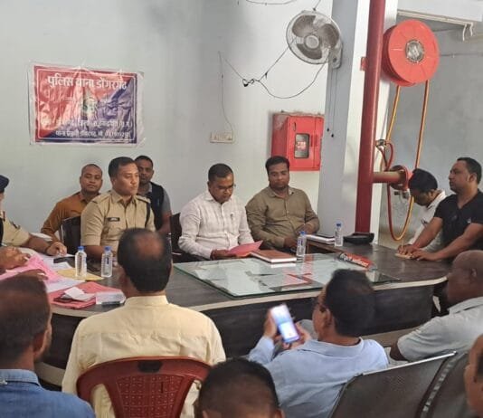 राजनांदगांव : गोविन्दा उत्सव शांति पूर्वक मनाने हेतु थाना डोंगरगढ़ में ली गई शांति समीति की बैठक…