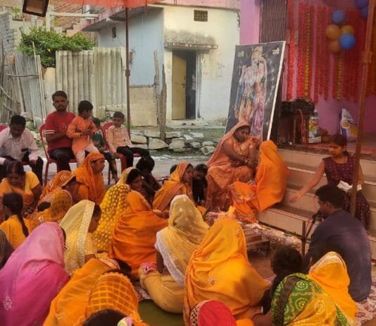 राजनांदगांव : राजीव नगर में स्थापित हुई राधा कृष्ण की मूर्ति वार्ड में रहि कृष्ण जन्माष्ठमी की धूम…