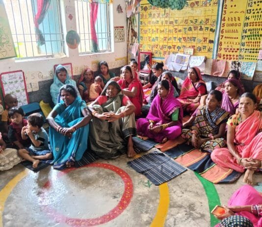 राजनांदगांव : ग्राम उपरवाह में पोट्ठ लईका पहल के तहत कमरछठ त्यौहार से जोड़ते हुए बच्चों के सुपोषण के प्रति किया गया जागरूक…