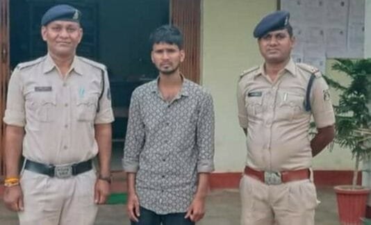 राजनांदगांव : दहेज प्रताड़ना से तंग नवविवाहिता ने मिट्टी तेल डालकर कर की आत्महत्या…