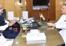 रायपुर : राज्यपाल श्री डेका से महावीर सेवा संगठन के महासचिव ने की भेंट…