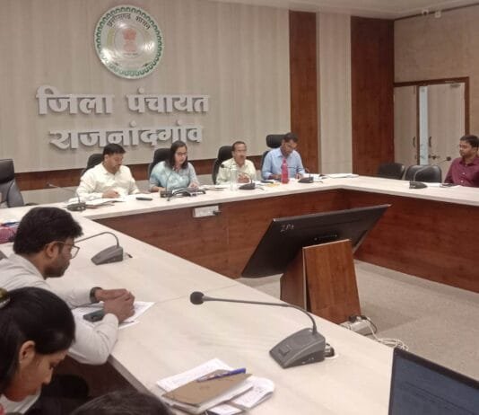 राजनांदगांव : सीईओ जिला पंचायत ने मिशन जल रक्षा अंतर्गत चल रहे निर्माण कार्यों की समीक्षा की…
