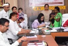 राजनांदगांव : जनदर्शन में नागरिकों ने समस्याओं के समाधान के लिए दिया आवेदन…