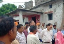 राजनांदगांव : बाढ़ प्रभावित परिवारों के राहत शिविर में रूकने तथा भोजन एवं अन्य आवश्यक व्यवस्था करने के दिए निर्देश…