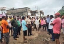 राजनांदगांव : कलेक्टर ने ग्राम बांकल में बाढ़ प्रभावित क्षेत्रों में राहत कार्यों का लिया जायजा…