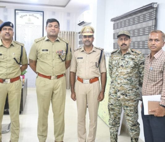 राजनांदगांव : राजनांदगांव में पदस्थ सहायक उप निरीक्षक को स्टार लगाकर उप निरीक्षक के पद् पर पदोन्नत किया…