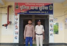 राजनांदगांव : मुर्गा बनने पर बकरा खाऊंगा का विवाद, गमछे से गला घोंटकर भाई की हत्या…