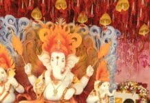 राजनांदगांव : सांसद संतोष पाण्डेय द्वारा शहर की मनोहारी गणेश प्रतिमाएं एवं झांकियों का किया गया दर्शन…