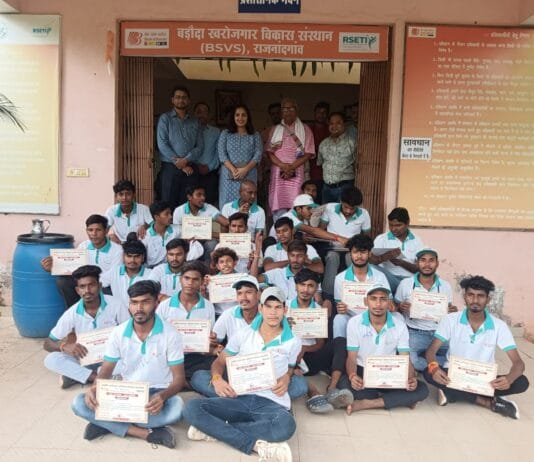 राजनांदगांव : प्रोजेक्ट उन्नति के तहत 41 प्रतिभागियों को दिया गया स्वरोजगार हेतु प्रशिक्षण…