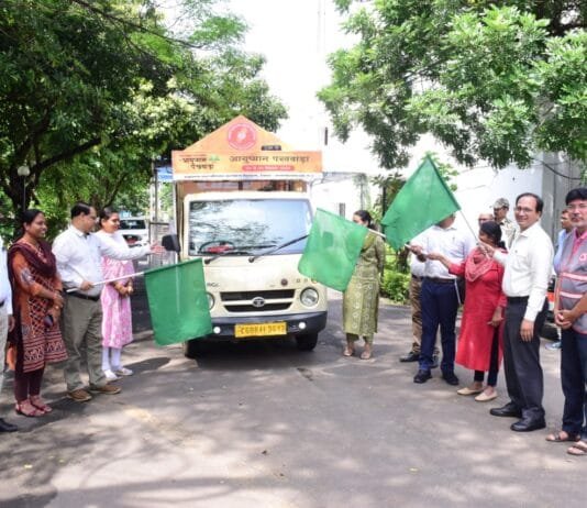 राजनांदगांव : कलेक्टर ने आयुष्मान पखवाड़ा अंतर्गत आयुष्मान कार्ड बनवाने एवं प्रचार-प्रसार रथ को दखाई हरी झंडी…