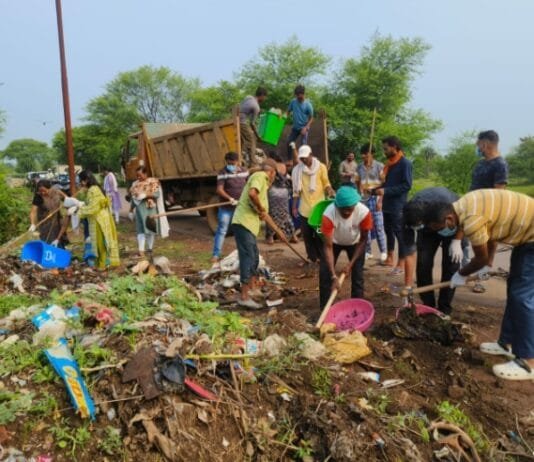 राजनांदगांव : निगम के अधिकारी, कर्मचारी व स्वच्छता दीदीयो ने जन सहभागिता से किया स्वैच्छिक श्रमदान…