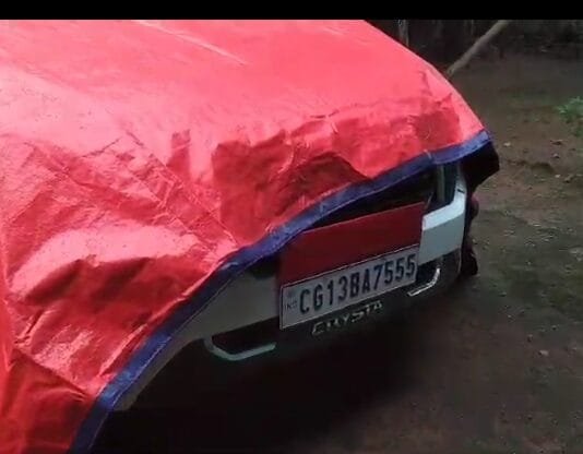 सांसद की कार में गिरी आकाशीय बिजली ,बाल बाल बचे रायगढ़ सांसद…