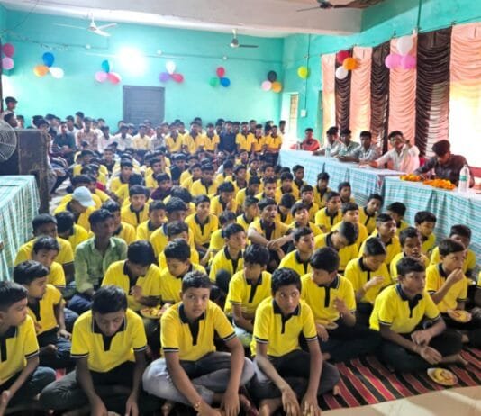 शासकीय पोष्ट मैट्रीक आदिवासी बालक छात्रावास महेश नगर राजनांदगांव मेंशपथ ग्रहण समारोह संपन्न…