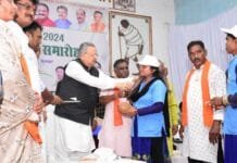 राजनांदगांव : स्वच्छता सम्मान समारोह में विशेष योगदान के लिए श्रमवीरों को किया गया सम्मानित…