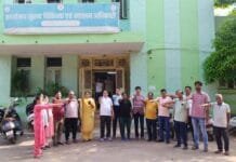 राजनांदगांव : स्वास्थ्य विभाग एवं रेडक्रास भवन के आस-पास स्वच्छता अभियान चलाकर की गई साफ-सफाई…