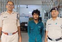 राजनांदगांव : चाकू दिखाकर मोबाईल झपटमारी करने वाले आरोपी को किया लालबाग पुलिस ने गिरफ्तार…