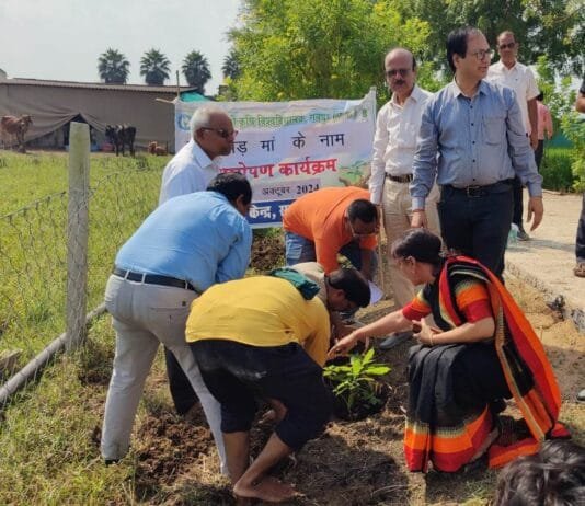 राजनांदगांव : कृषि विज्ञान केन्द्र सुरगी में एक पेड़ मां के नाम कार्यक्रम अंतर्गत किया गया पौधरोपण…