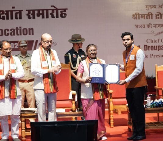 दुर्ग: राष्ट्रपति द्रौपदी मुर्मु ने आईआईटी भिलाई के तृतीय एवं चतुर्थ दीक्षांत समारोह में की शिरकत…
