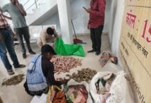 राजनांदगांव: डुप्लीकेट बीड़ी बनाने वाले पर पुलिस की छापे मार कार्यवाही…