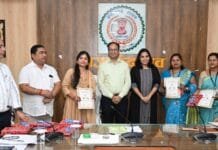 राजनांदगांव: अंगना म शिक्षा कार्यक्रम के तहत उत्कृष्ट कार्य करने पर शिक्षक हुए सम्मानित…